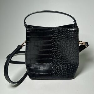 Aota Elena Black Bucket Bag